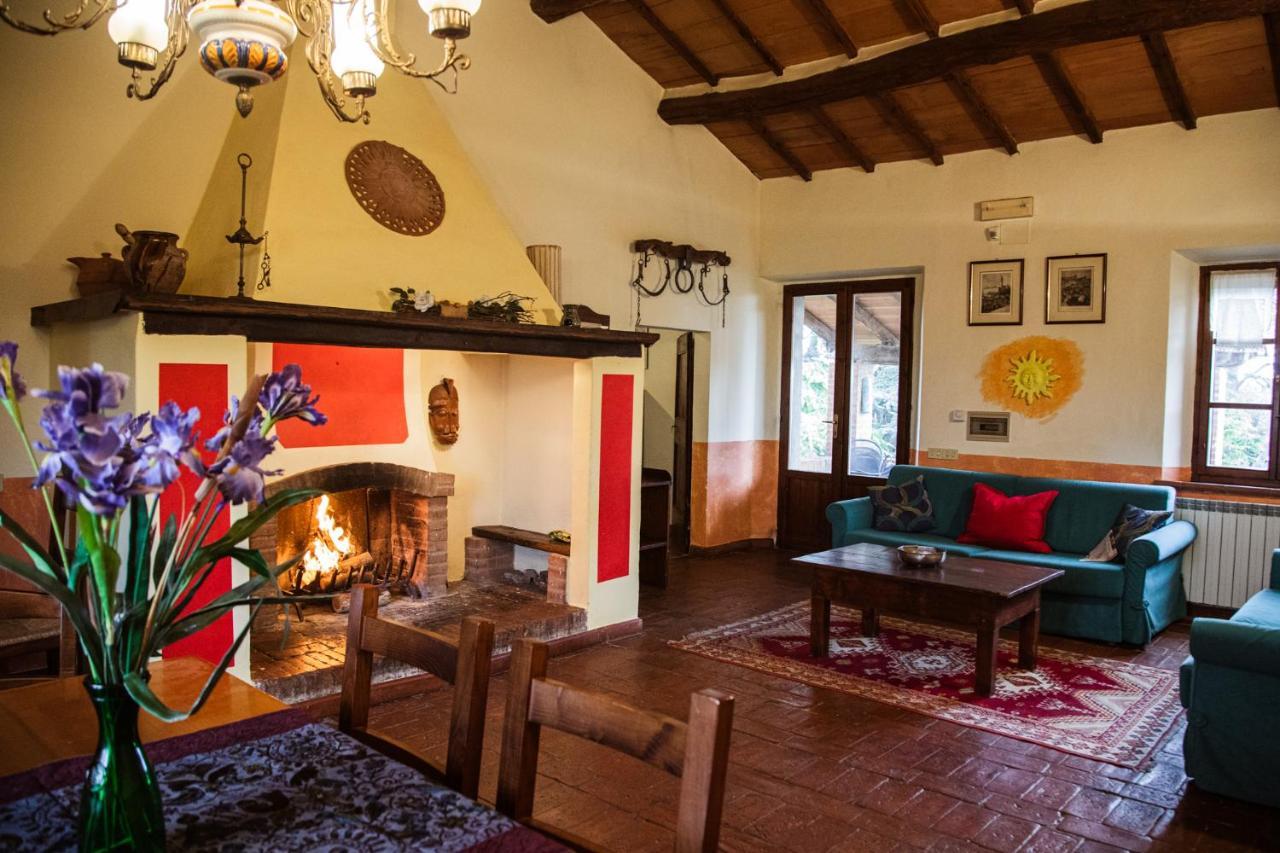 Вилла Poggio Del Sole Кастильоне-дель-Лаго Экстерьер фото