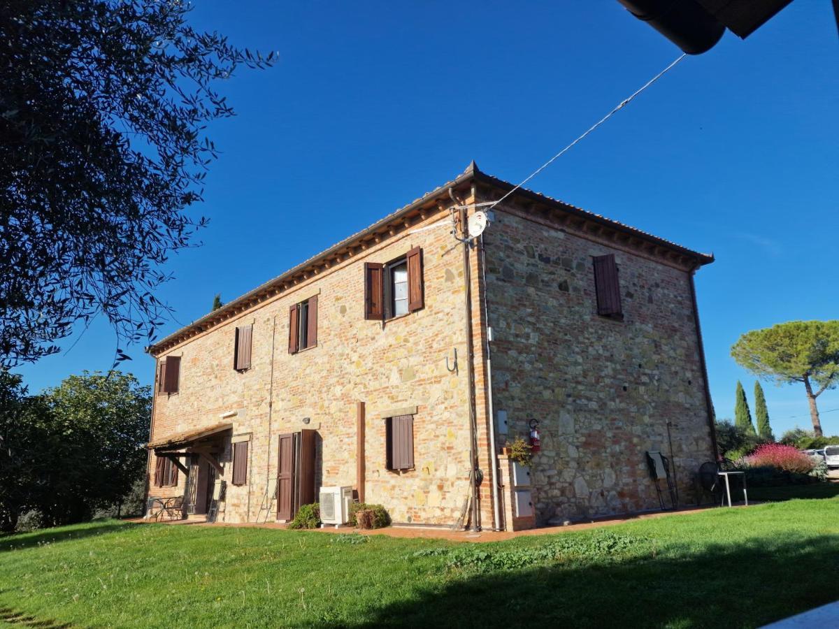 Вилла Poggio Del Sole Кастильоне-дель-Лаго Экстерьер фото